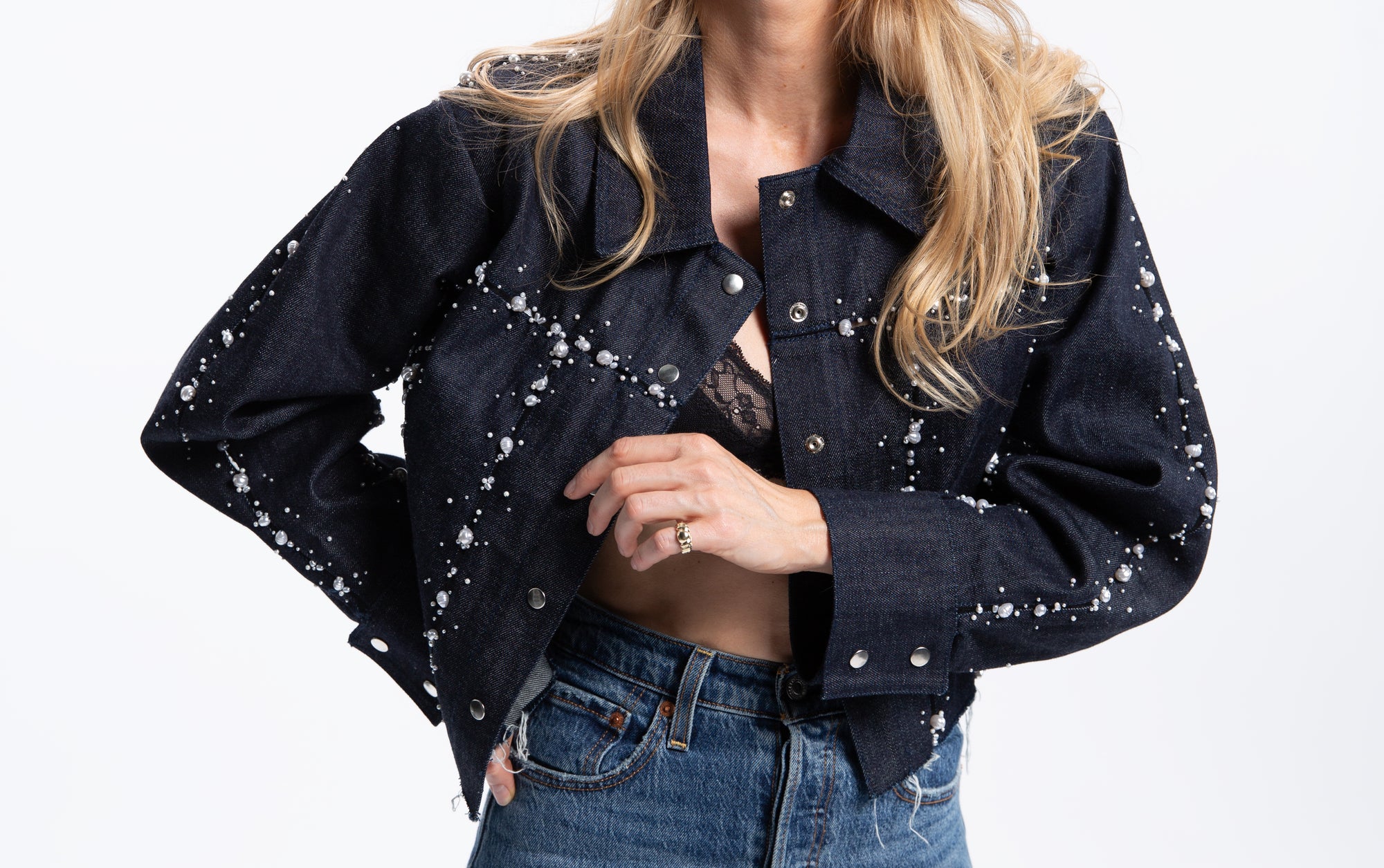Cropped denim jacket with pearls